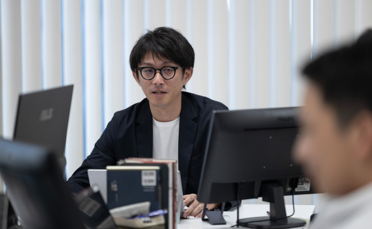 INTERVIEW 01