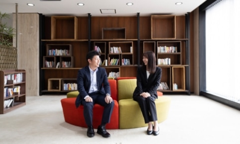 先輩社員×新入社員